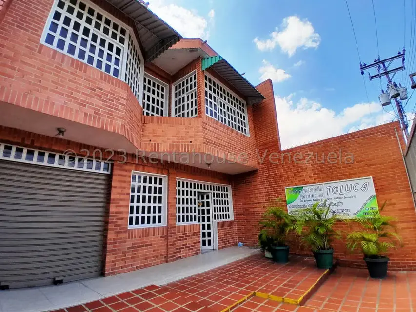 Comercial (Consultorio Medico) en Venta en Centro, Aragua - 31