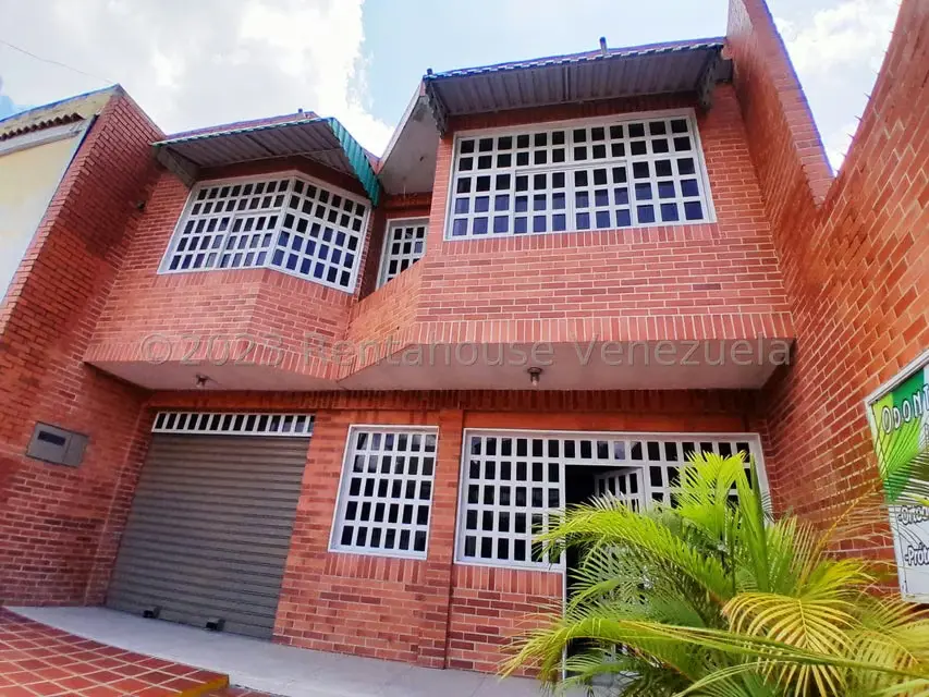 Comercial (Consultorio Medico) en Venta en Centro, Aragua - 6