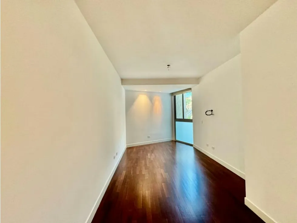 Se vende apto 268m2 3h+s/5b/3p Las Mercedes - 24