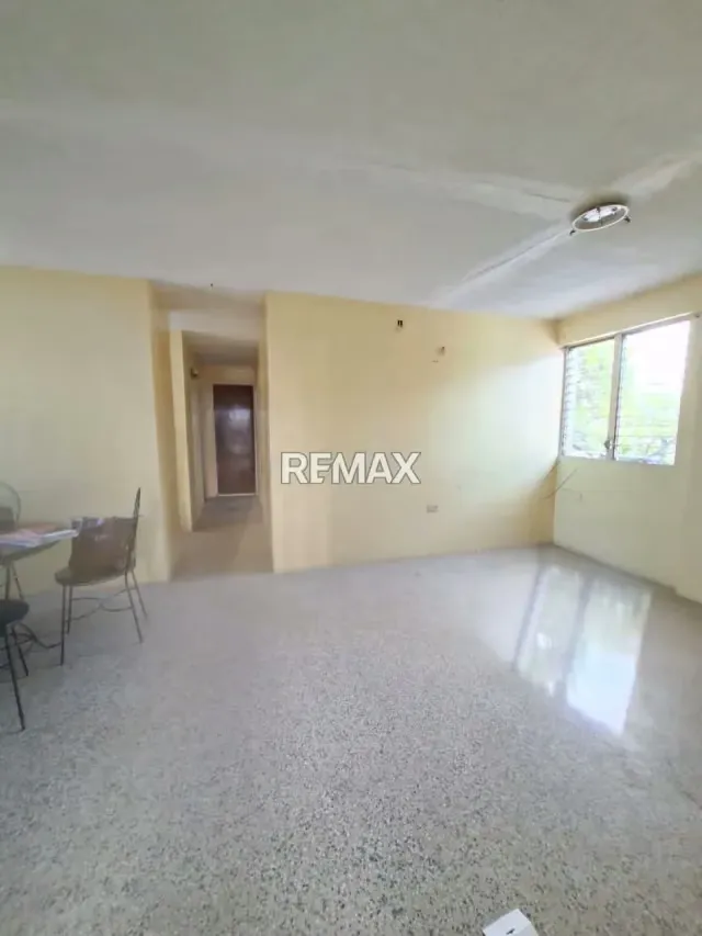 APARTAMENTO EN VENTA URBANIZACION EL NARANJAL A POCOS METROS DE URBE - 3