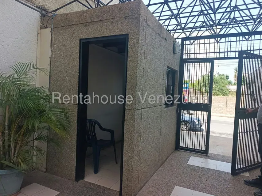 Apartamento (1 Nivel) en Venta en Porlamar, Nueva Esparta - 4