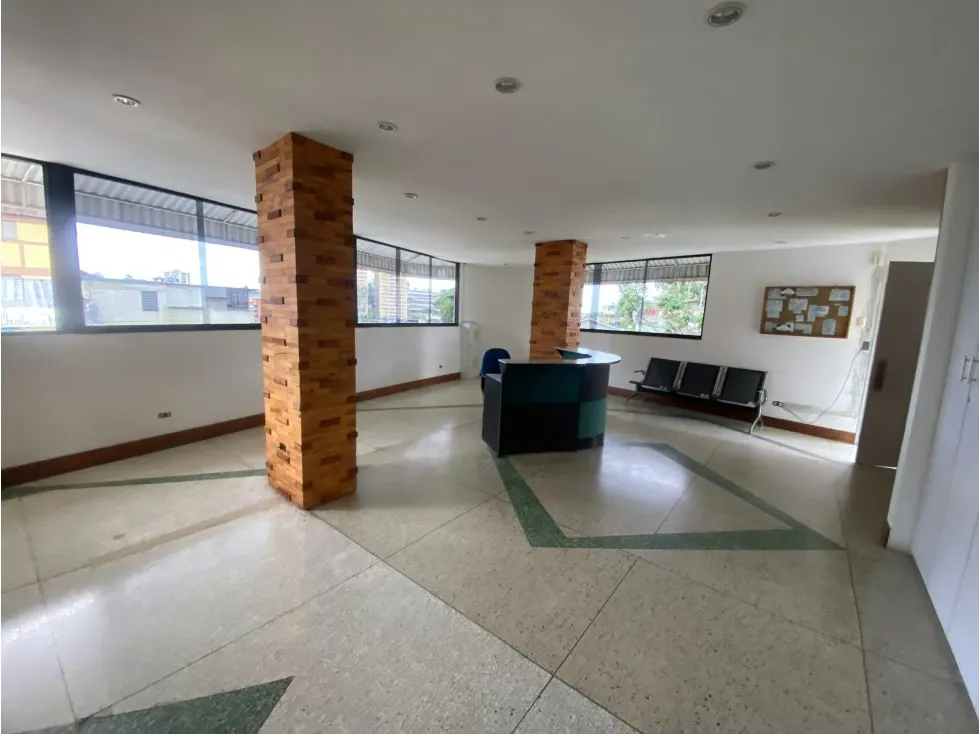 Se vende Galpon 2385m² 6b+10e Carrizal - 5