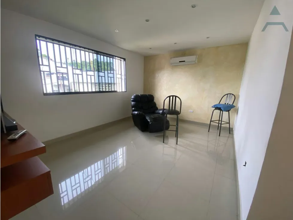 Se vende Galpon 2385m² 6b+10e Carrizal - 6