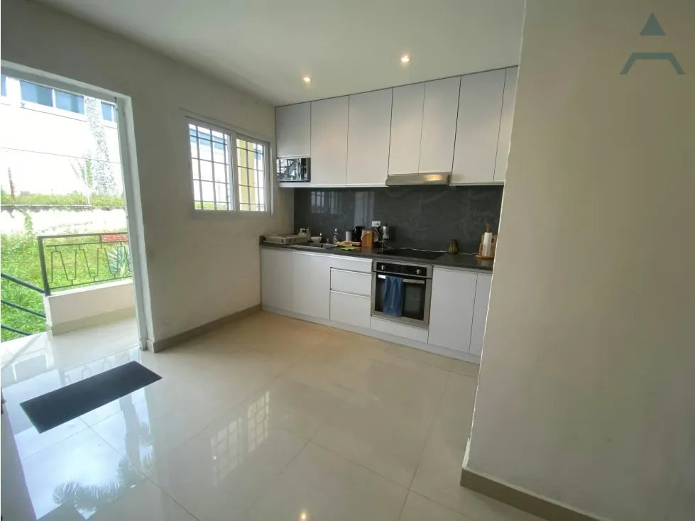 Se vende Galpon 2385m² 6b+10e Carrizal - 7