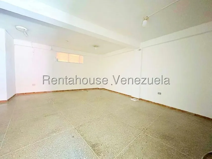 Local Comercial en Alquiler en Centro, Lara - 12