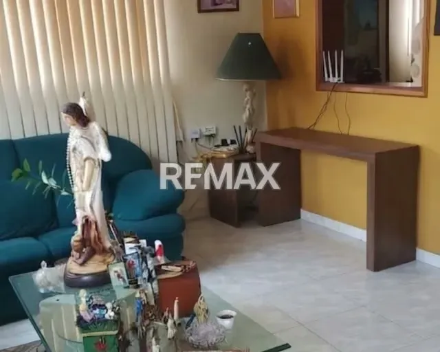 Venta de casa Quinta de dos niveles en Urb San Pablo , Turmero Edo Aragua - 2