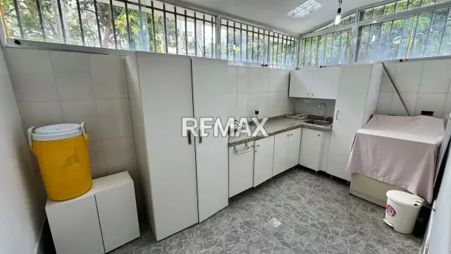 APARTAMENTO EN VENTA - PLANTA BAJA, EXCELENTE CONDOMINIO - 4