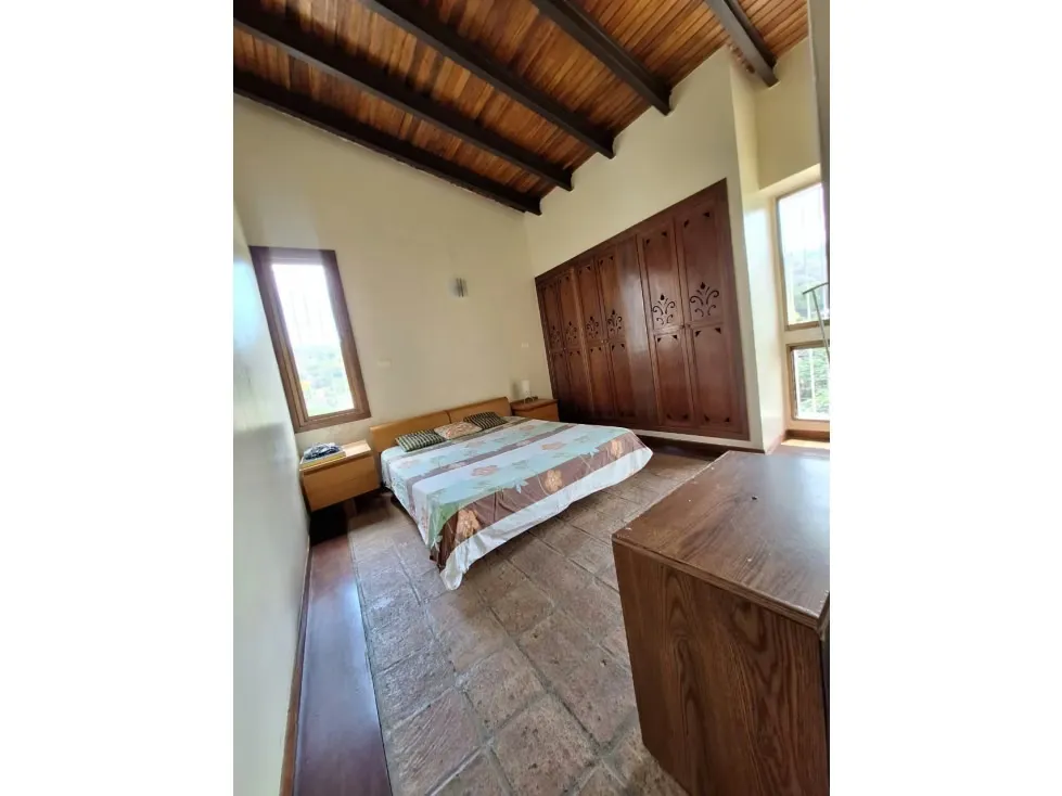 Se vende apartamento 140m2 Santa Inés 9712 - 7