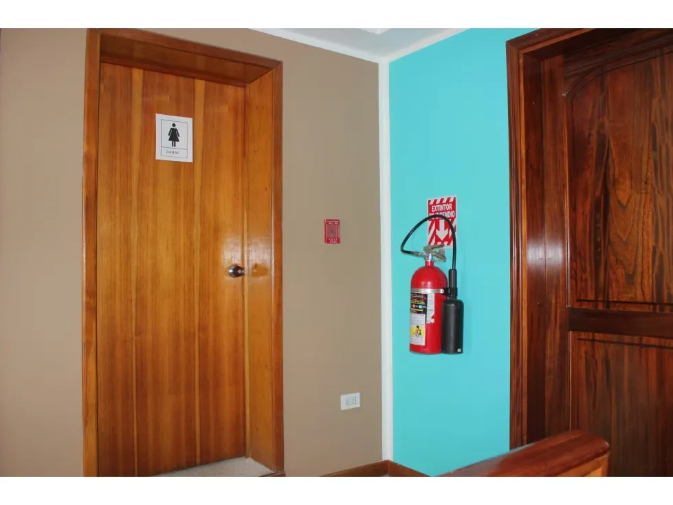 Vendo edificio 3 plantas 717m2 Los Caobos 3054 - 35