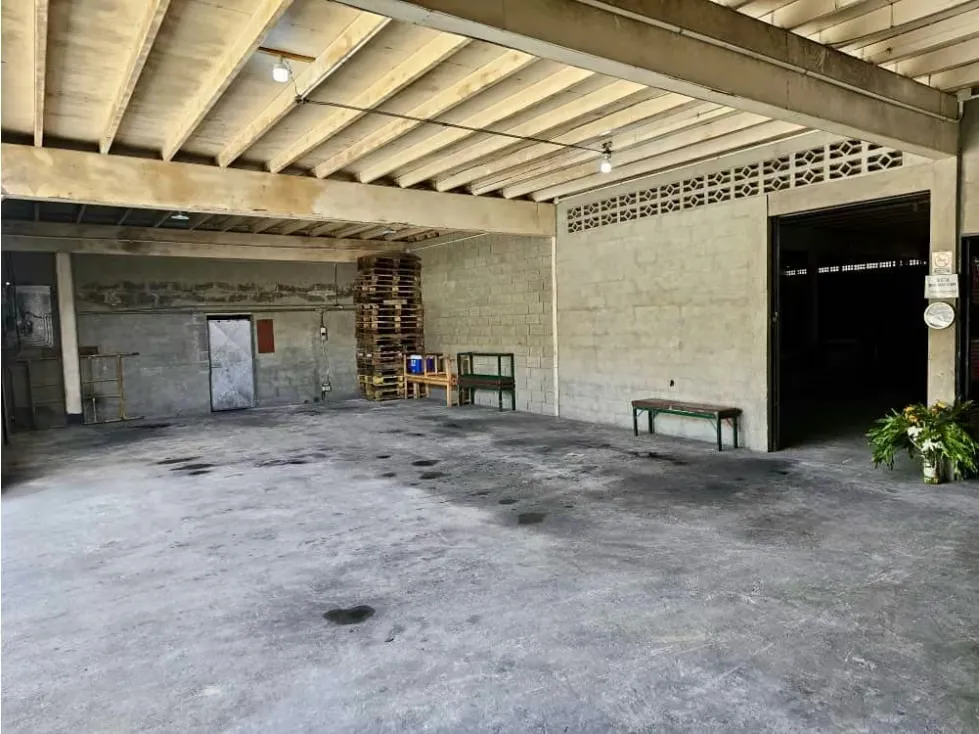 Vendo galpón industrial 3.900m2 Zona Industrial de Carrizal 4786 - 13