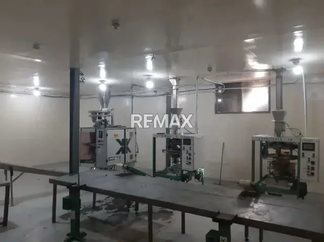 SE VENDE FONDO DE COMERCIO Y MAQUINARIA INDUSTRIAL