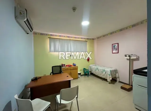 Venta de clínica médica totalmente equipada lista para operar - 4