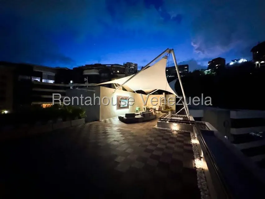 Apartamento (Penthouse) en Venta en Colinas de Valle Arriba, Distrito Metropolitano - 44