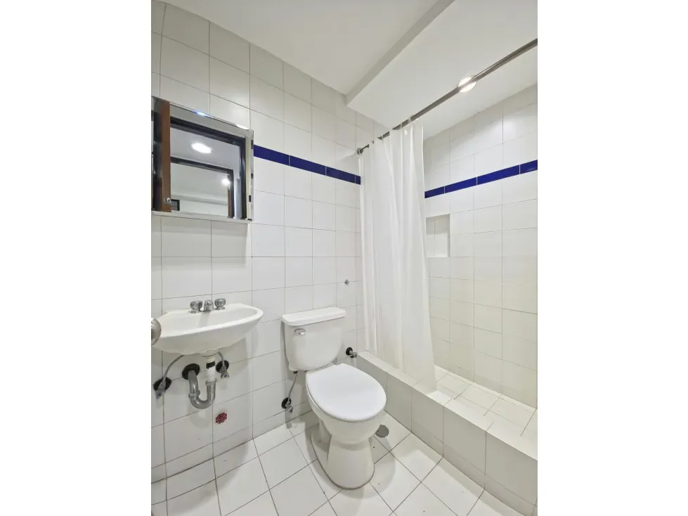 PLANTA BAJA DUPLEX EN VENTA 544 M2 - URB LA ALAMEDA - 24