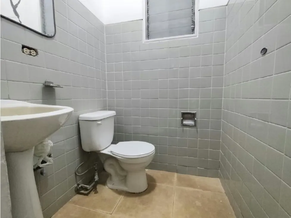 Fondo de comercio de repuestos vehículos en venta en San Bernardino - 6