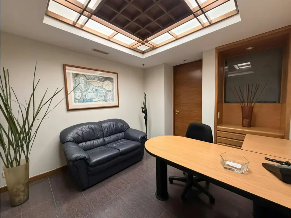 Se alquila Oficina 121m² El recreo - 16