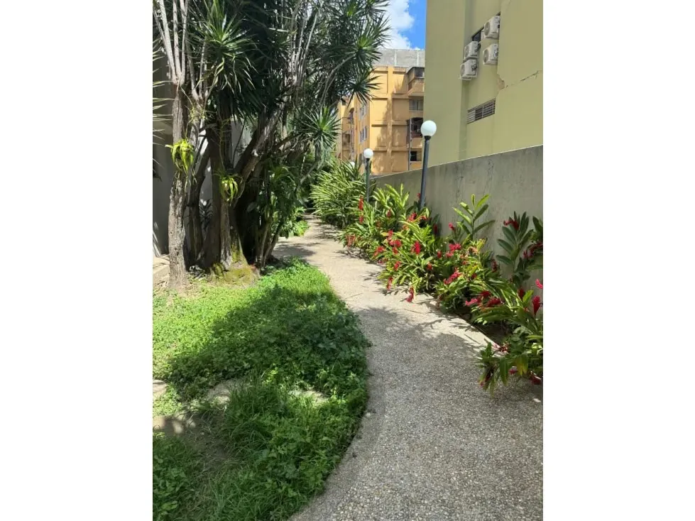 Se Vende Apto-116m²-3H+3B+2P+1M-Los Palos Grandes - 2