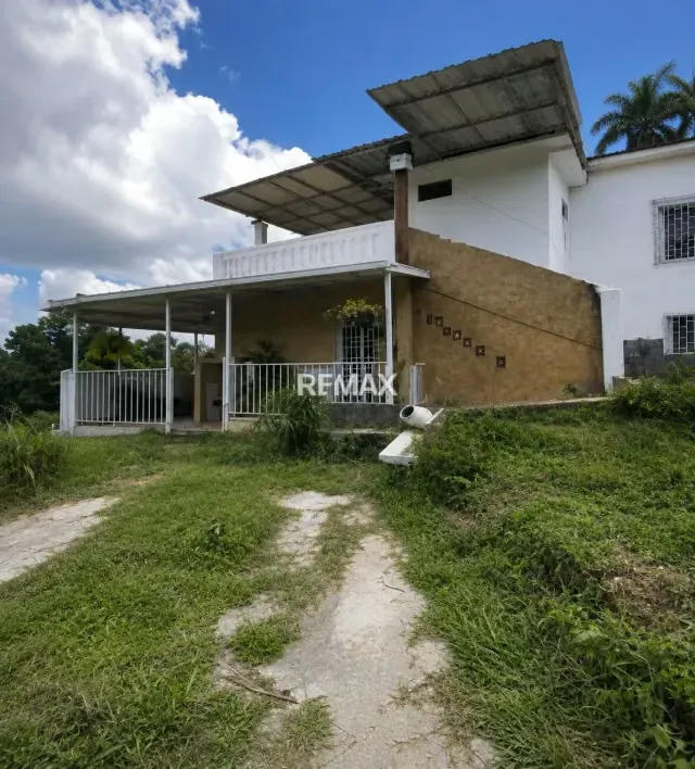 Quinta en Venta para Reconstruir sobre 2.100 m² en Alto Hatillo - 2