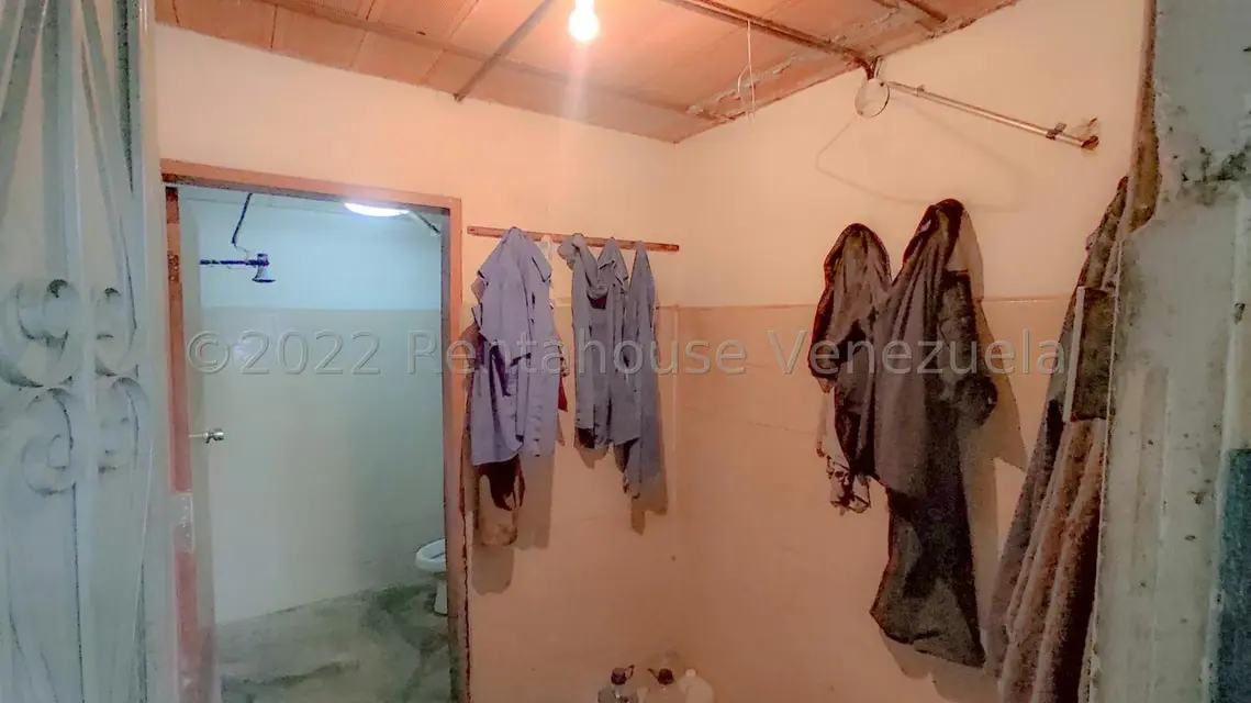 Local Comercial en Venta en Municipio Guaicaipuro, Miranda - 13