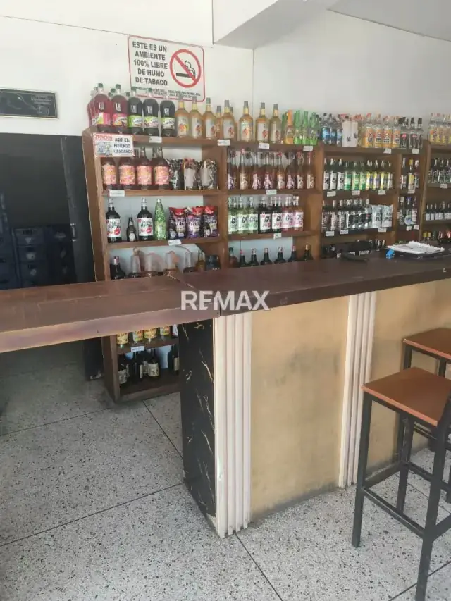EN VENTA FONDO DE COMERCIO DE LICORERIA EN CABUDARE CENTRO