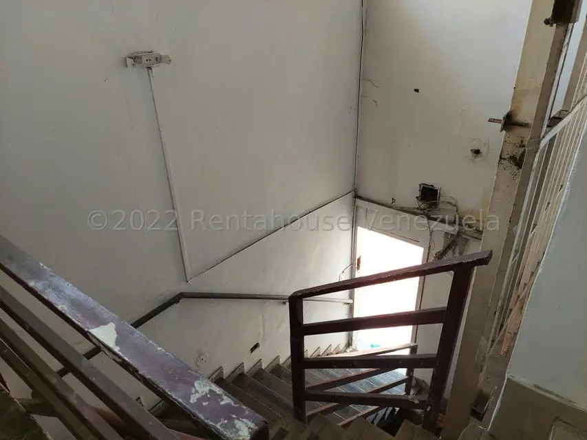 Comercial (Edificio) en Venta en Zona Centro, Aragua - 13