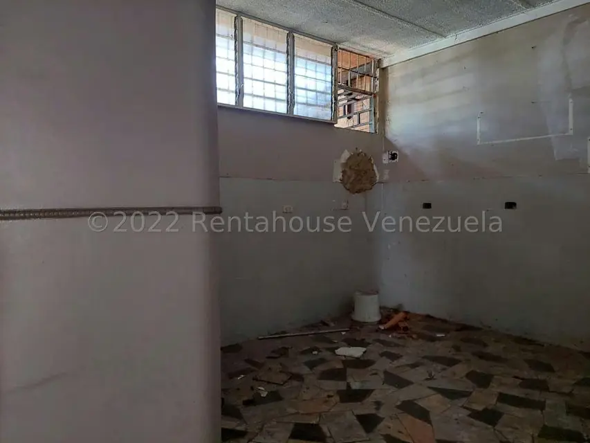 Comercial (Edificio) en Venta en Zona Centro, Aragua - 6
