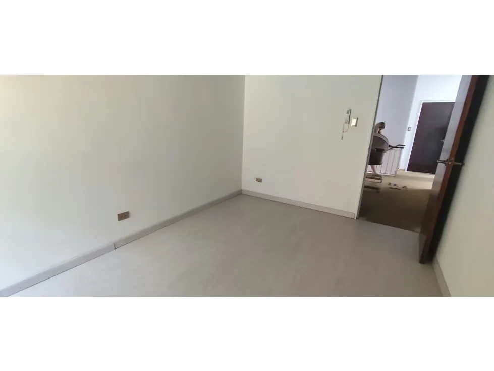 CASA PARA REMODELAR EN CALLE CERRADA LOMAS DE LA TRINIDAD - 14