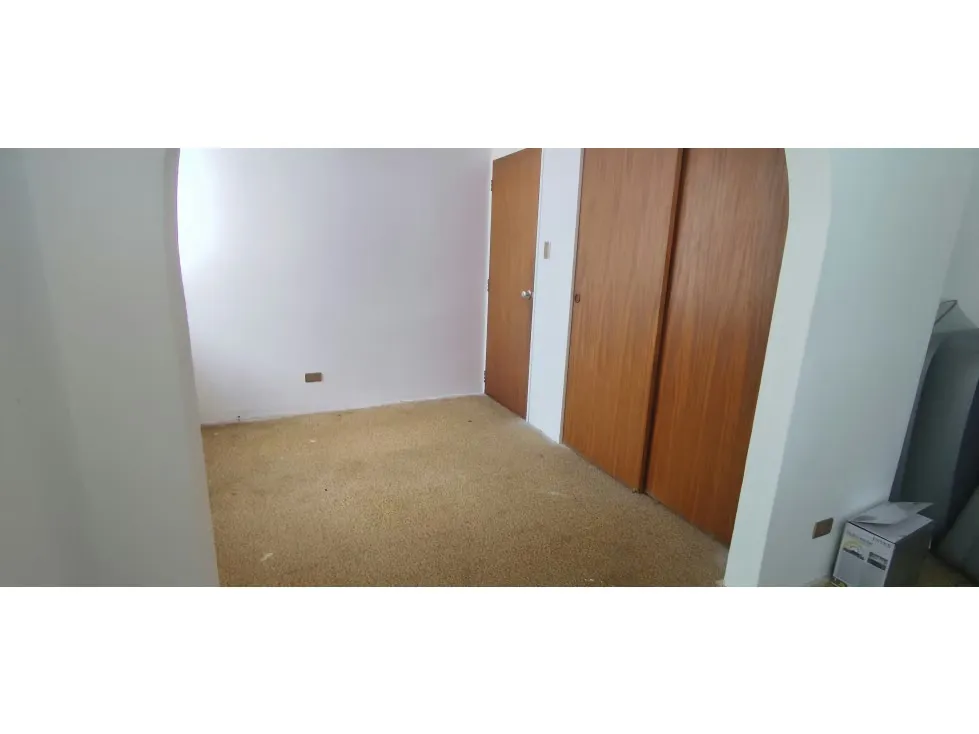 CASA PARA REMODELAR EN CALLE CERRADA LOMAS DE LA TRINIDAD - 15