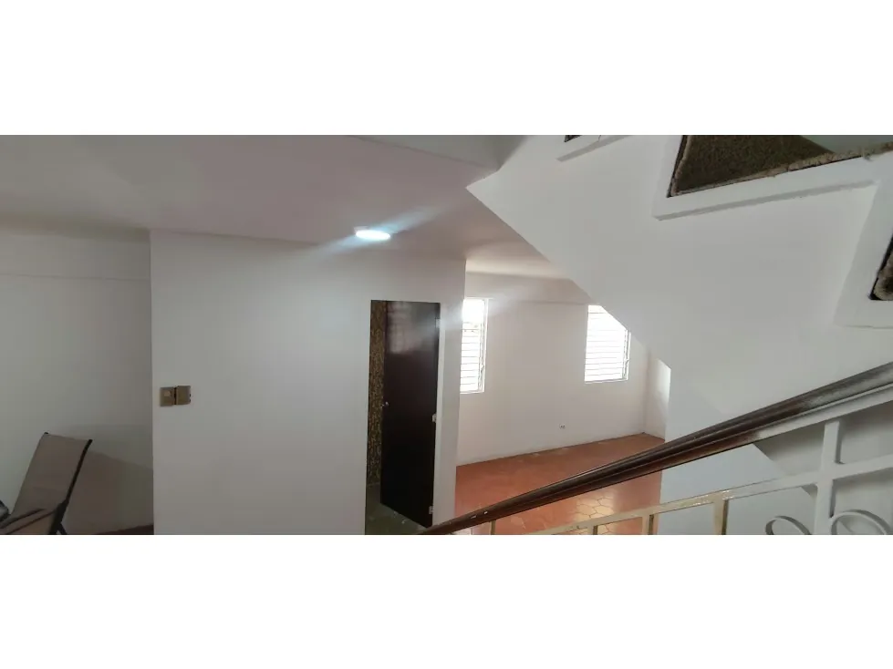 CASA PARA REMODELAR EN CALLE CERRADA LOMAS DE LA TRINIDAD - 9