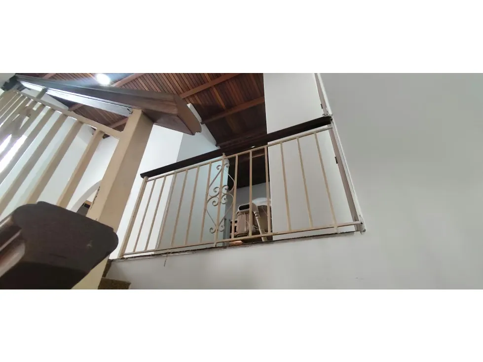 CASA PARA REMODELAR EN CALLE CERRADA LOMAS DE LA TRINIDAD - 10