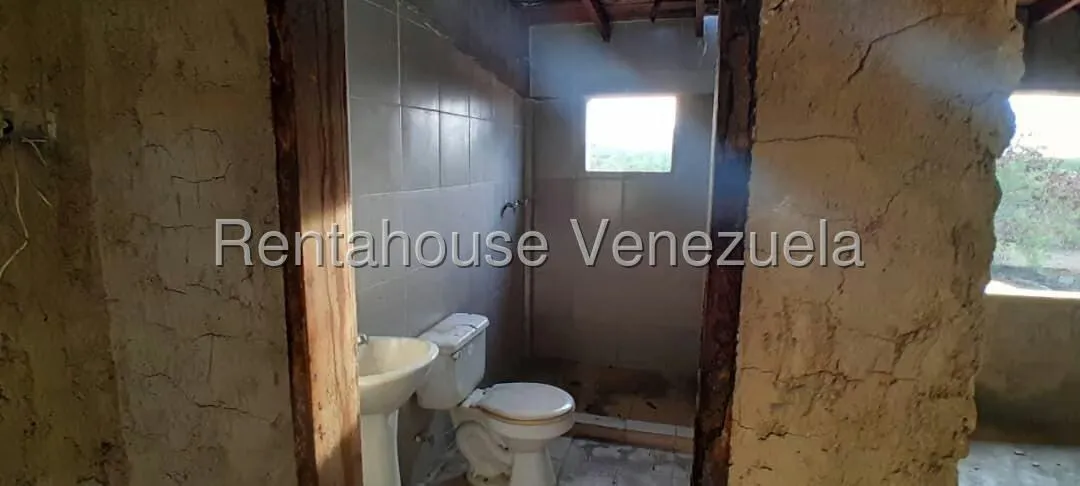 Casa (1 Nivel) en Venta en Los Millanes, Nueva Esparta - 16