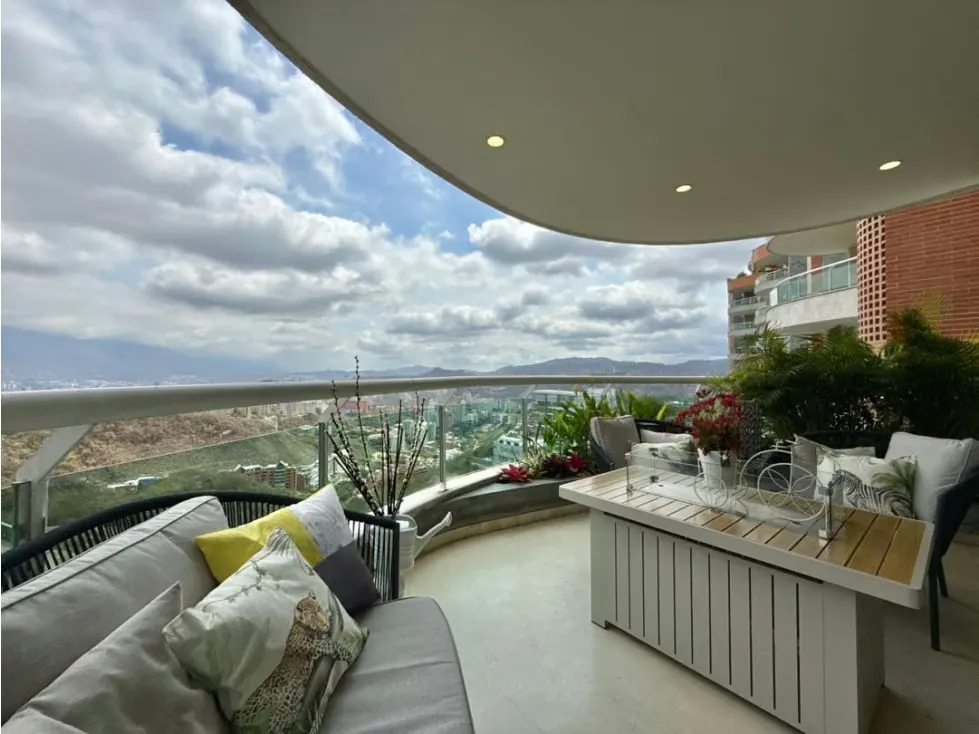 Se vende apto 320m2 3H+S/3.5B+S/4P Mirador de Los Campitos