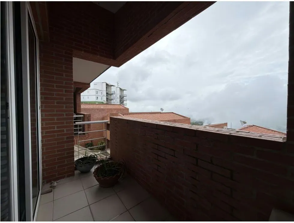 Vendo townhouse 334m2 Villas de Loma Linda 1402 - 23