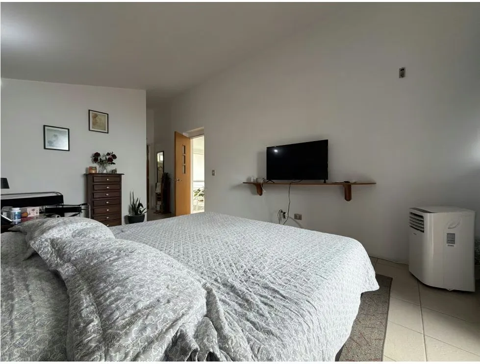 Vendo townhouse 334m2 Villas de Loma Linda 1402 - 24