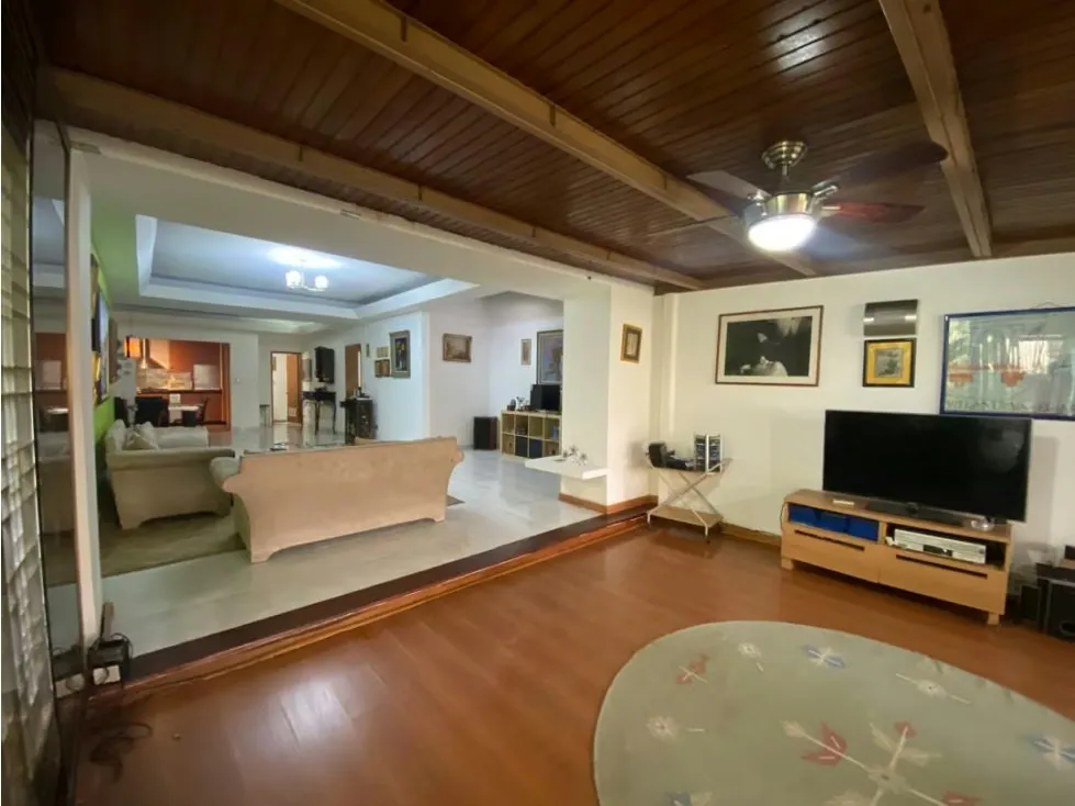 Se vende Apto 250m² 3h+s/2.5b+s/2p La Boyera