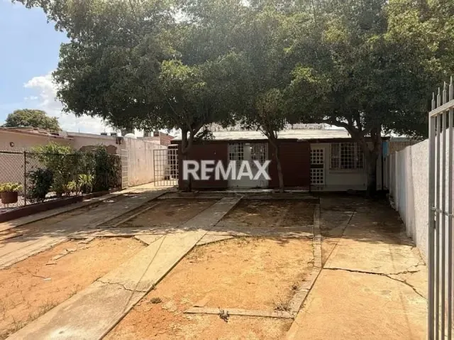 Casa en venta en la Urbanización Coromoto, Zona E, San Francisco - 2