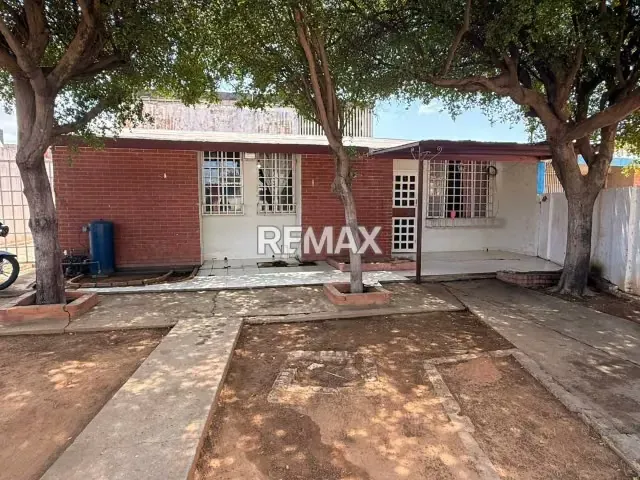 Casa en venta en la Urbanización Coromoto, Zona E, San Francisco - 4