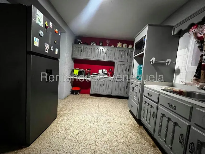 Apartamento (1 Nivel) en Venta en Avenida El Milagro, Zulia - 8