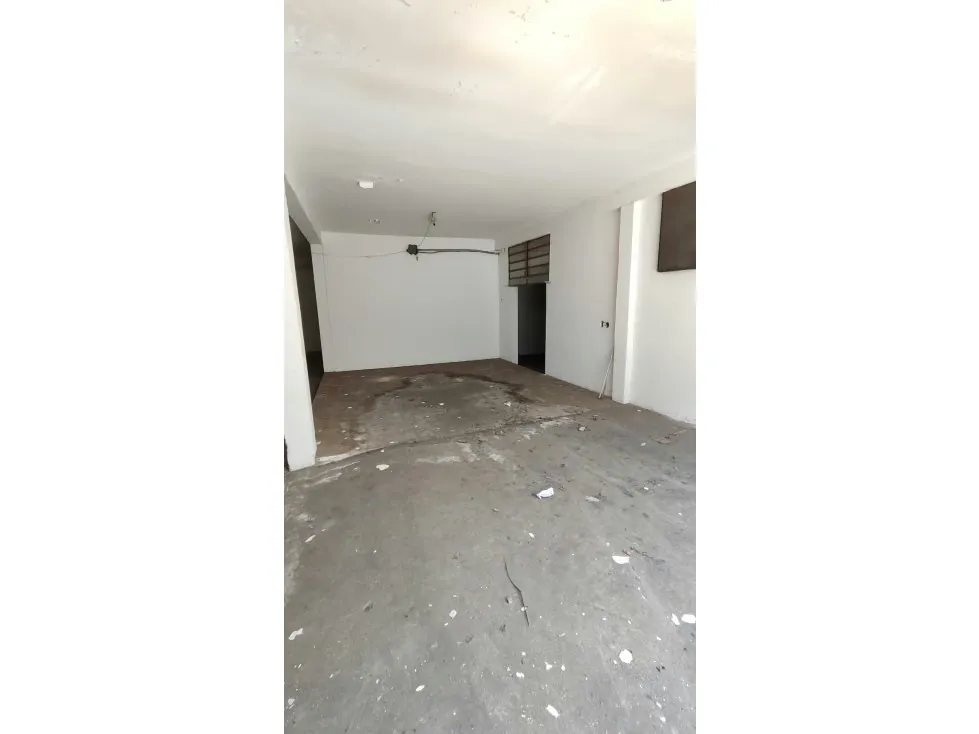Local en Venta en Alta Vista 240mts - 6