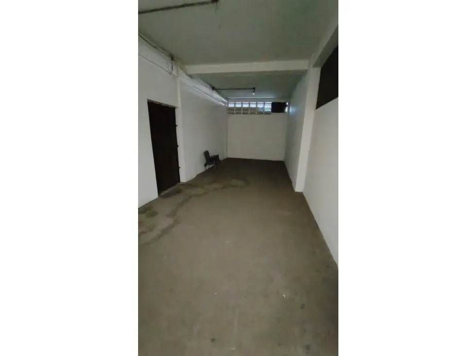 Local en Venta en Alta Vista 240mts - 9