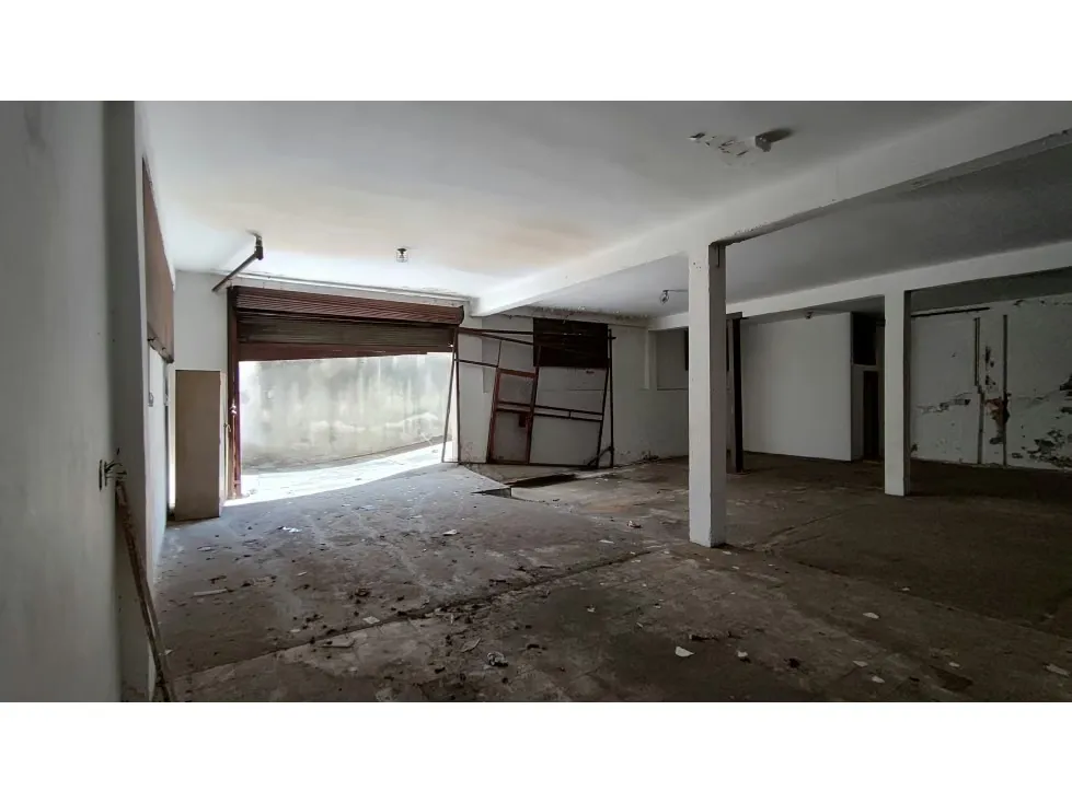 Local en Venta en Alta Vista 240mts - 10