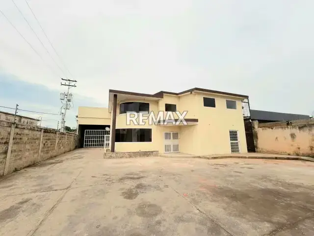GALPON INDUSTRIAL CON OFICINAS EN VENTA EN CIUDAD OJEDA, El Centro Operacional que tu Empresa Necesita para Escalar. Con una Ubicación Estratégica de la Ciudad