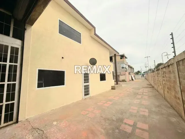 GALPON INDUSTRIAL CON OFICINAS EN VENTA EN CIUDAD OJEDA, El Centro Operacional que tu Empresa Necesita para Escalar. Con una Ubicación Estratégica de la Ciudad - 5