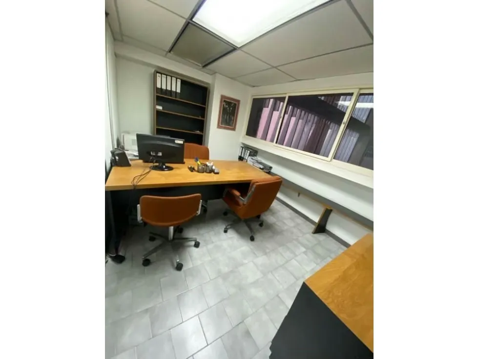 Vendo/alquilo oficina 168m2 Los Dos Caminos 2557 - 11
