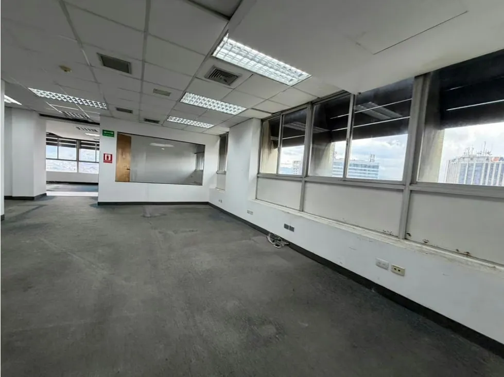Se alquila Oficina 295m² Altamira - 6
