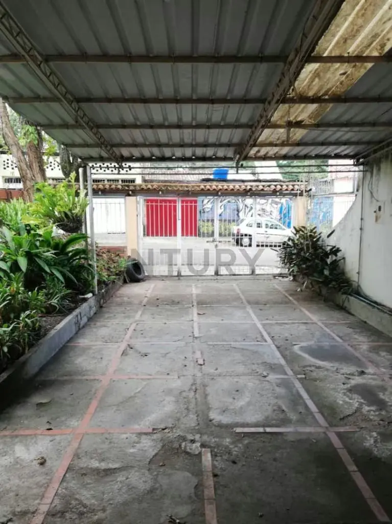 Inmueble ideal para proyecto comercial sobre terreno propio - 2
