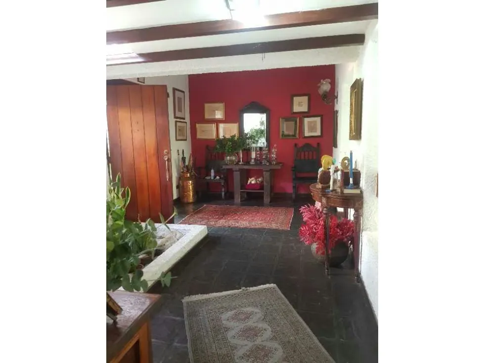 Se vende casa 550m2 4h+s/3b+s/4p La Lagunita 5768 - 4