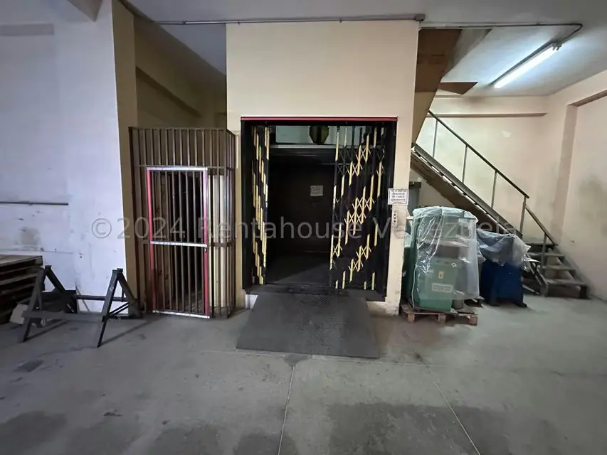Galpon - Deposito en Alquiler en Parroquia Altagracia, Distrito Metropolitano - 22