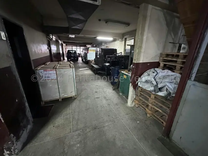 Galpon - Deposito en Alquiler en Parroquia Altagracia, Distrito Metropolitano - 30