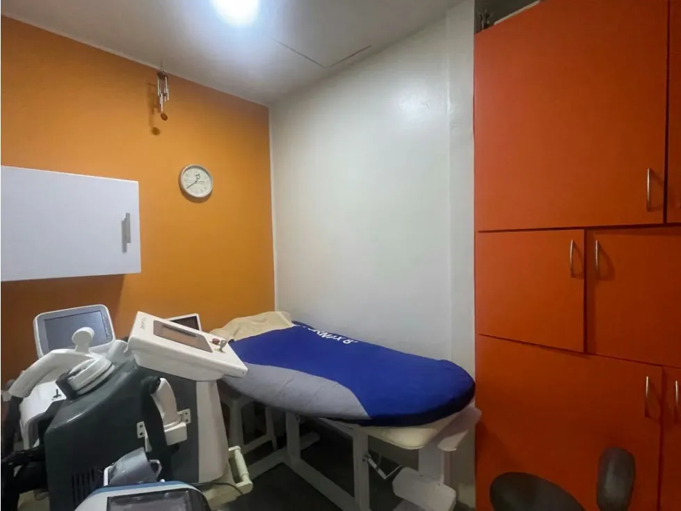 Vendo Estetica de salud 40m2 Plaza las Americas 4105 - 17